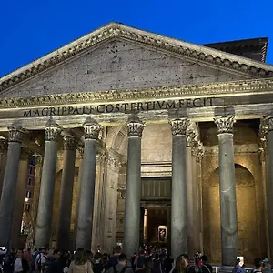 Ele Pantheon , Roma Italia